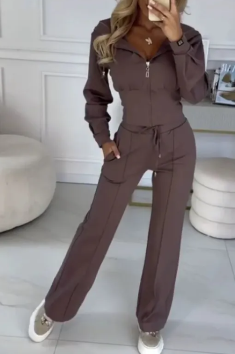 Conjunto de Chaqueta con Capucha y Cremallera y Pantalón Ajustado